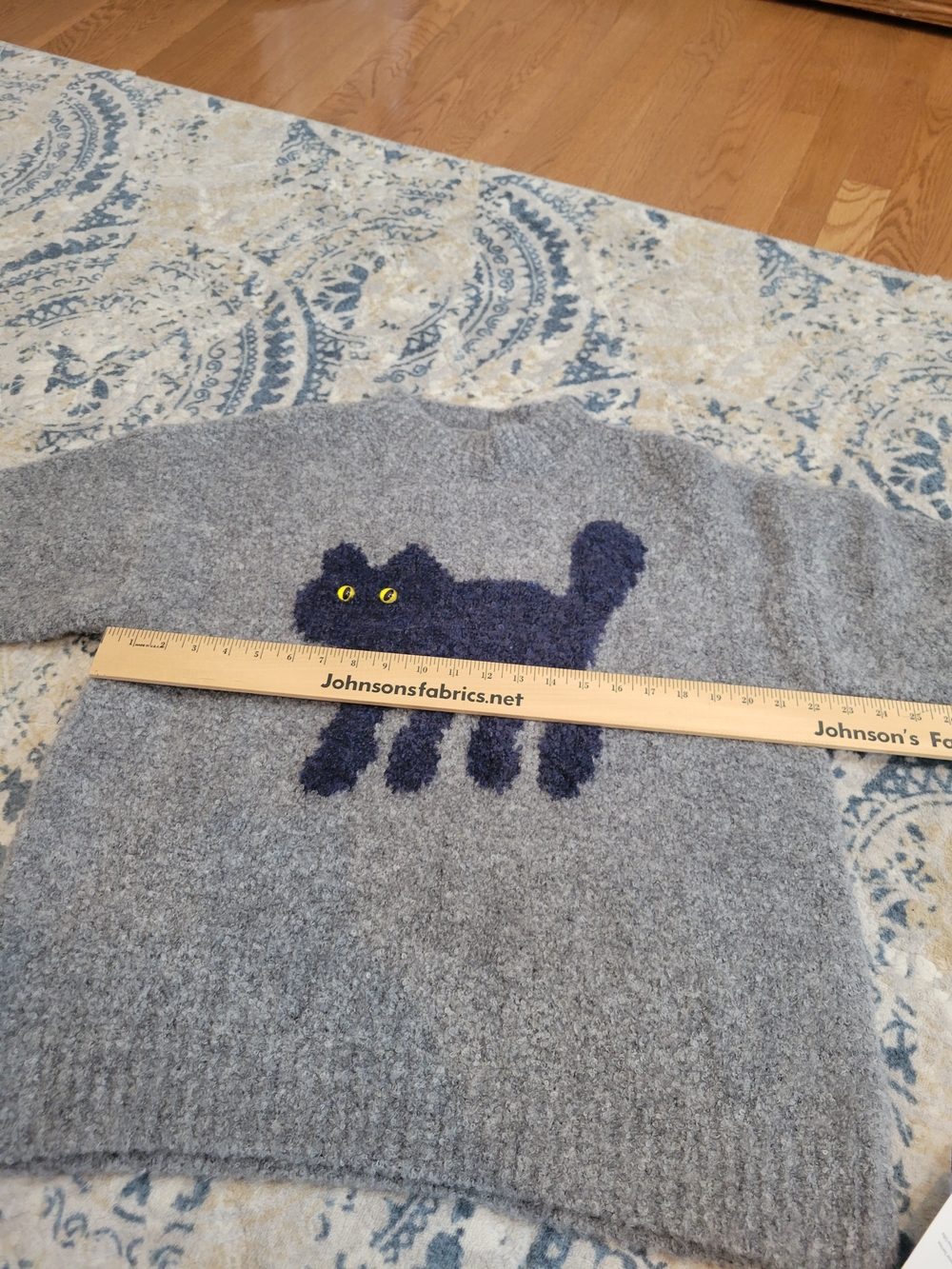 Cider Gray Cat Sweater with Cat Motif NWT Large - Picture 4 of 10